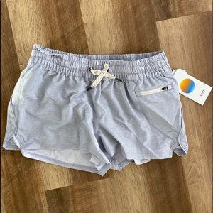 Vuori Clementine Short - Heather Grey